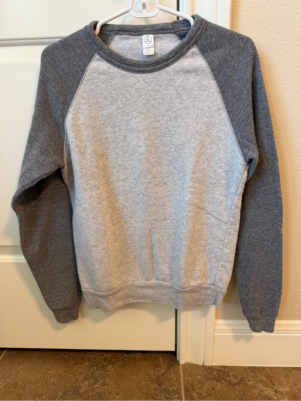 Alternative Women’s Gray Two-Tone Crewneck Sweatshirt